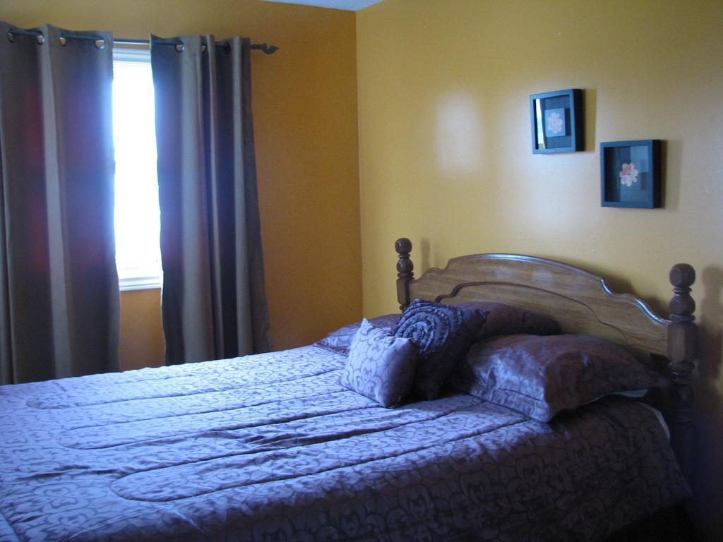 Right Off Da Boat B&B Channel-Port aux Basques Room photo